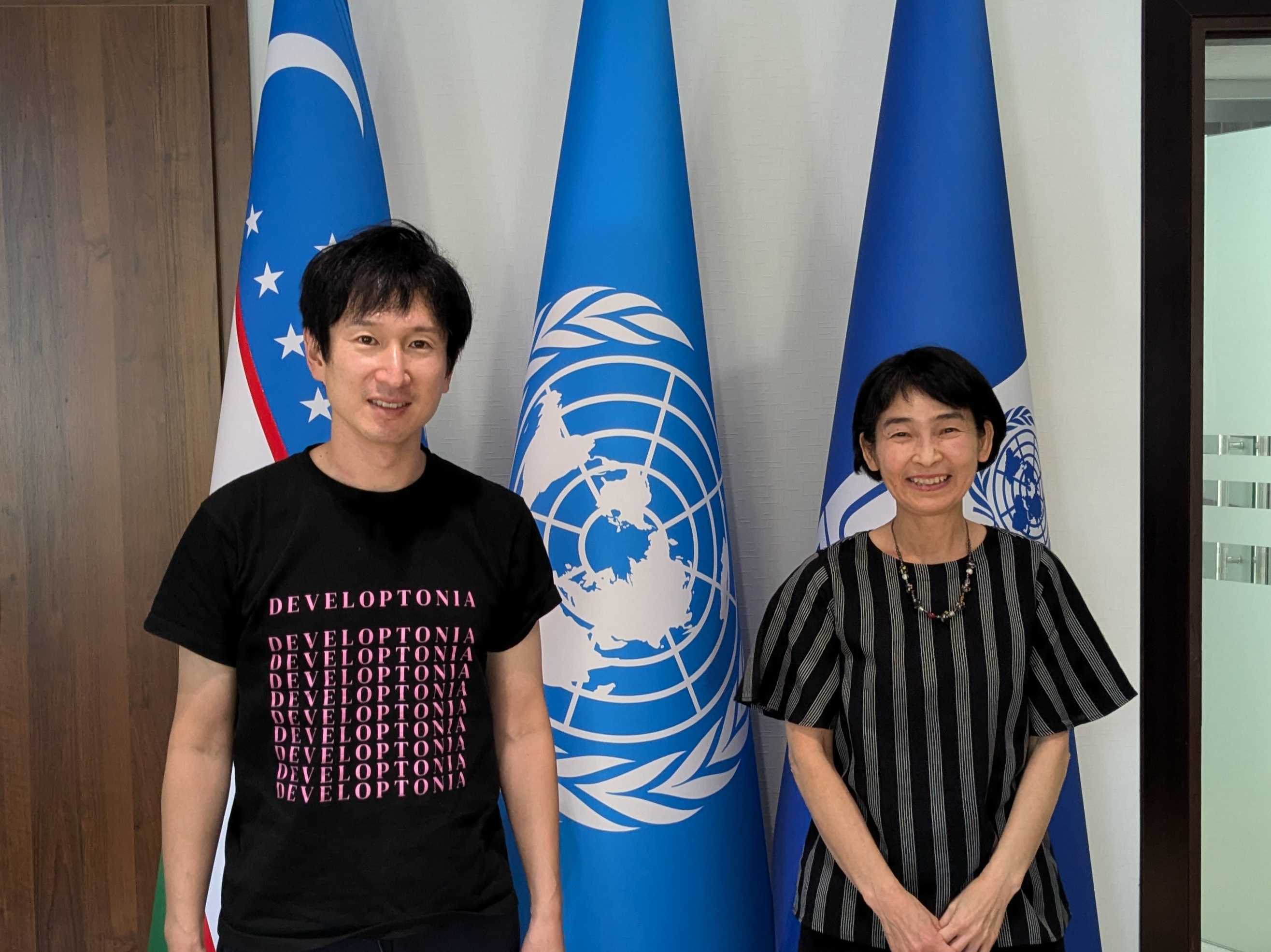 国連開発計画(UNDP)の藤井ウズベキスタン事務所長と途上国情報について会談しました。